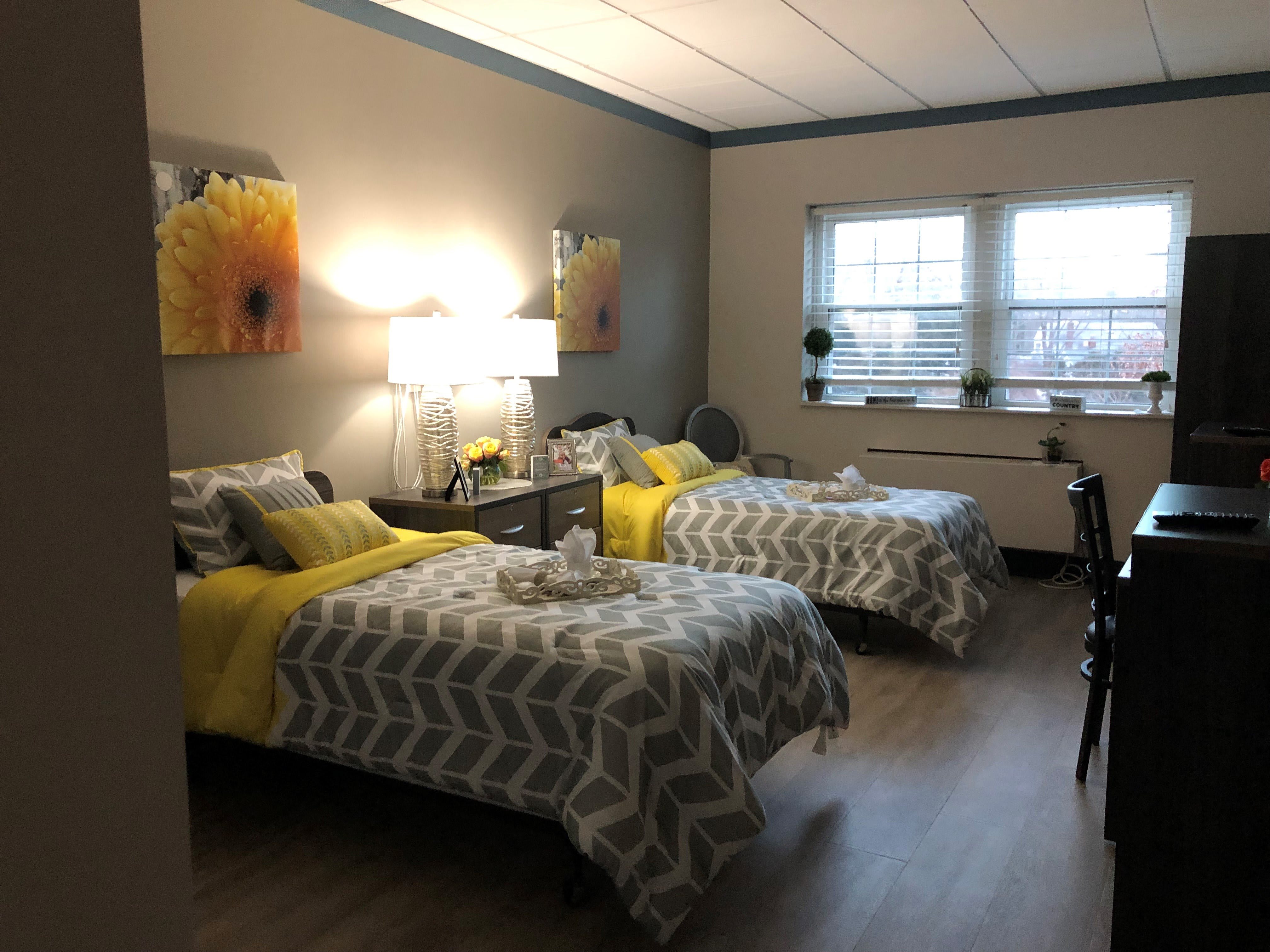 Sutton Gardens Assisted Living bedroom